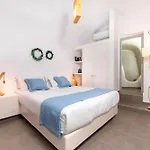 Whitewashed 게스트하우스