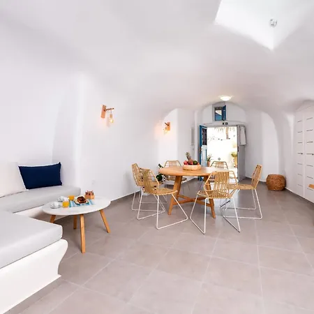 Whitewashed Mesariá