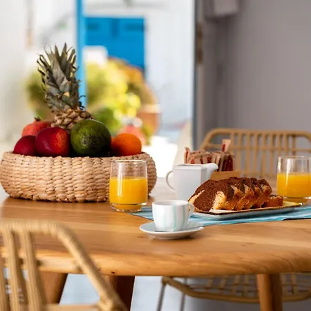 Whitewashed Mesariá